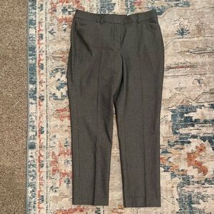 WHBM NWT Slim Crop pants SIZE 6